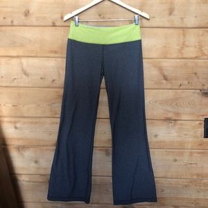 Lululemon Groove pant charcoal heather grey & lime